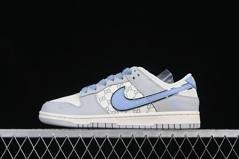 All categories Nk SB Dunk Series Nk SB Dunk Low High-end customized low-top sneakers Nike SB Dunk Low Gucci co-branded gray and blue print Anniversary high-end customized low-top casual sneakers JJ2508-556